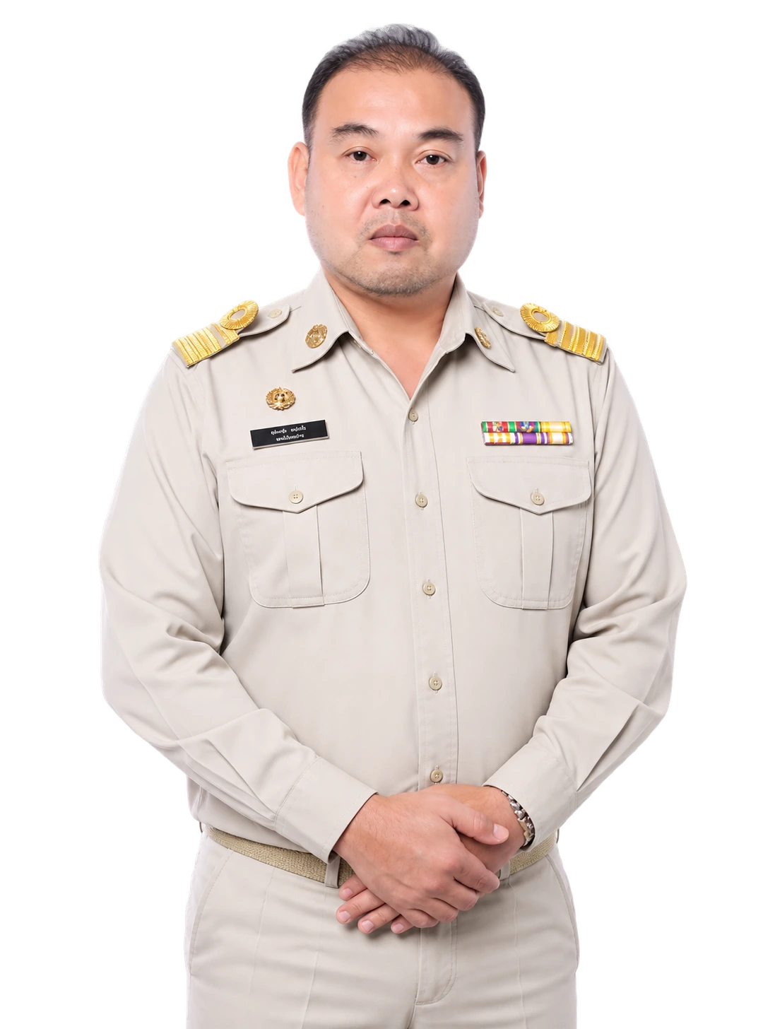 นายสถาพร นกแก้ว